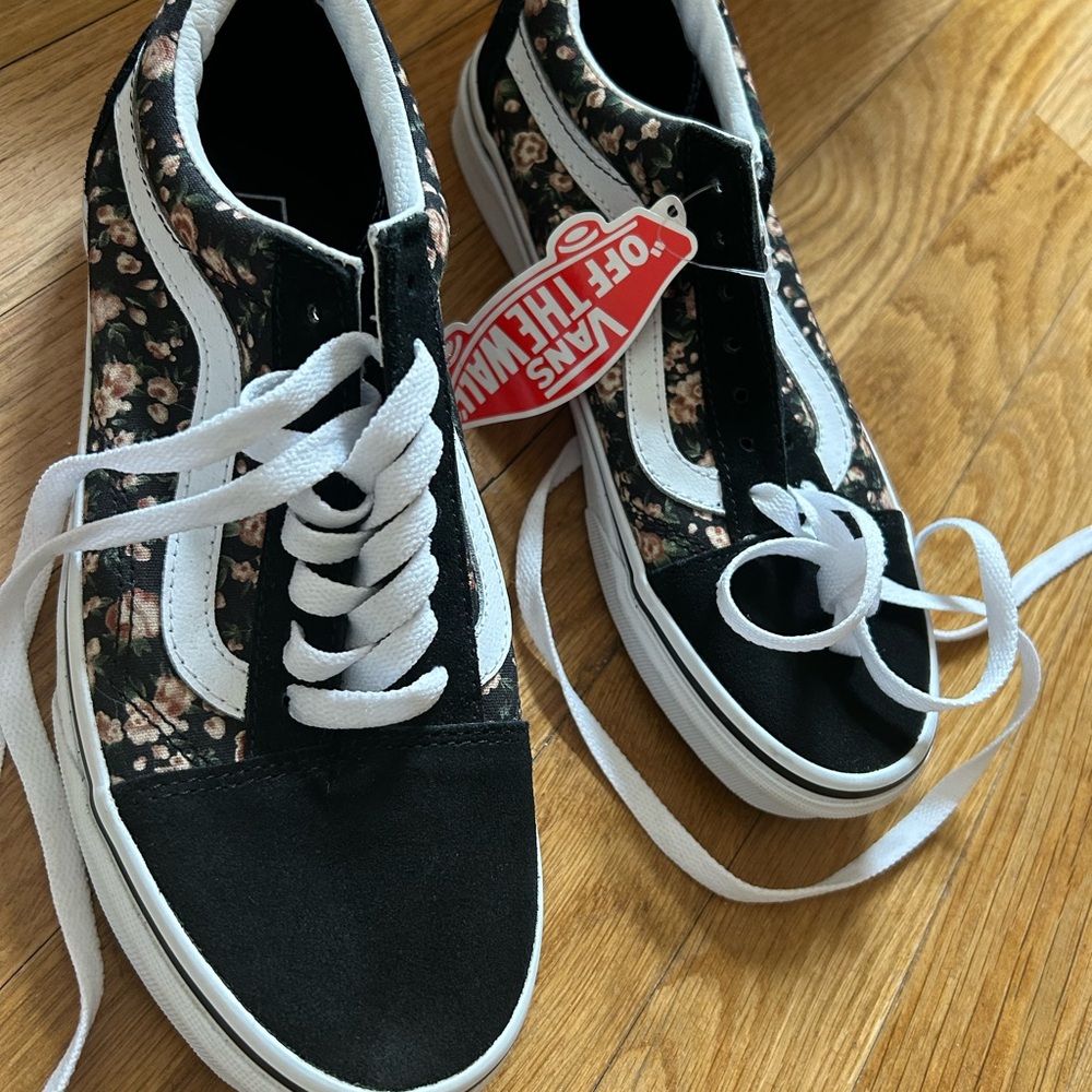 Vans Retro Floral Black Sneakers